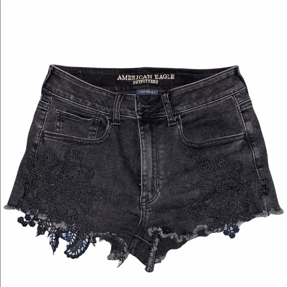 American Eagle Lace Black Shorts Size 6 - Picture 1 of 3
